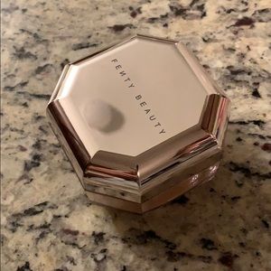 Fenty Beauty Pro Filt’r Setting Powder